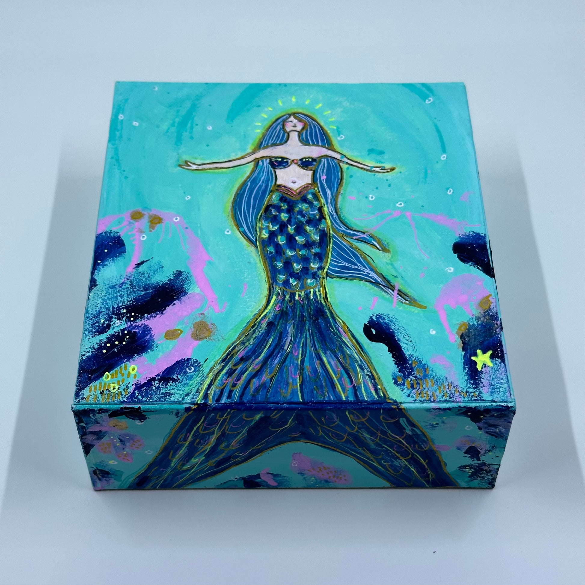 Mermaid Box 🧜🏼‍♀️ - Zinnia Awakens