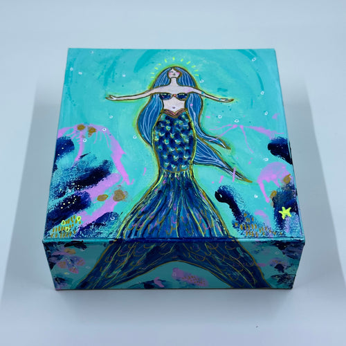 Mermaid Box 🧜🏼‍♀️