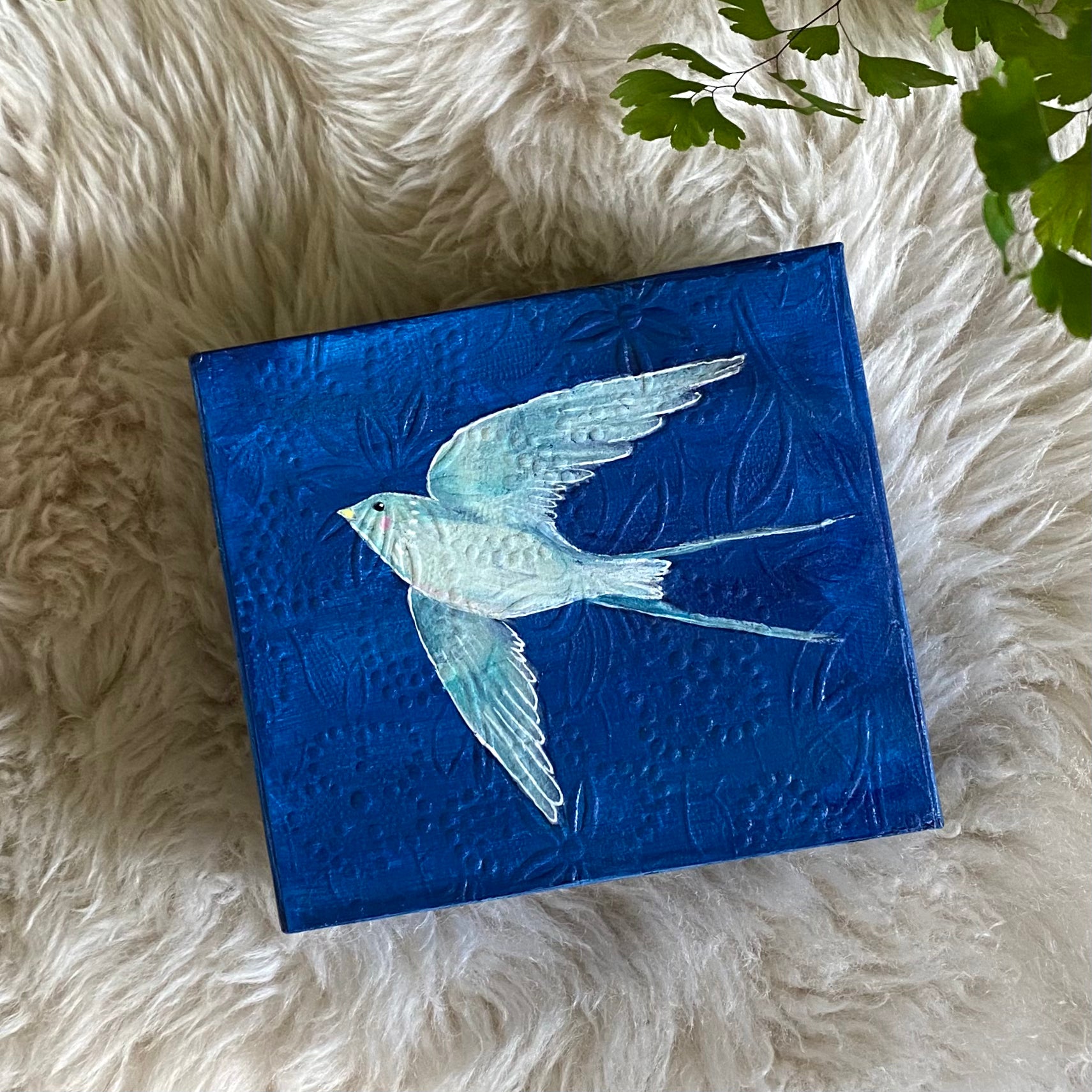 Swallow Meditation Box - Zinnia Awakens